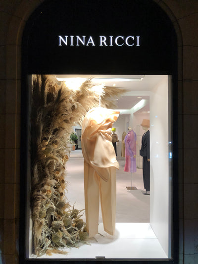 NINA RICCI, VITRINES "COLOR BLOCK"
